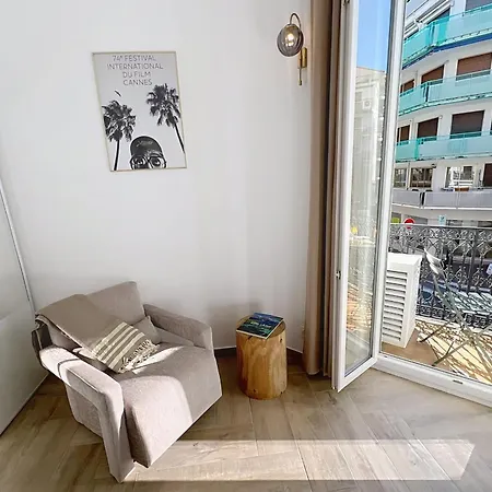 Apartment The Elegant Cannois Stylish With Balcony - Hyper Centre Cannes